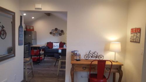 Fruita House | Handlebar Heaven! Cute Cottage in Downtown Fruita