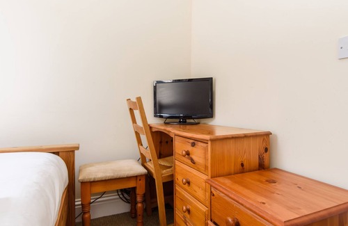 Newport Apartment | Handpost View