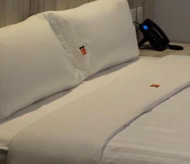Tijuana Hotel | Hangar Inn TJ - Aeropuerto
