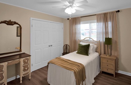Dothan House | Hank’s Place - Home Away From Home