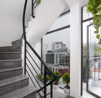 Hang Buom Hotel | Hanoi Golden Hotel