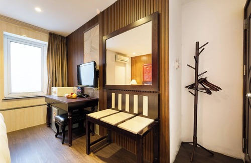 Hang Buom Hotel | Hanoi Memory Central Hotel & Spa