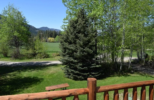 Winthrop Cabin | Happy Cabin: Two Bedroom