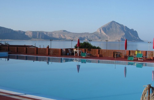 San Vito Lo Capo RV Rental | Happy Camp in El Bahira Camping Village