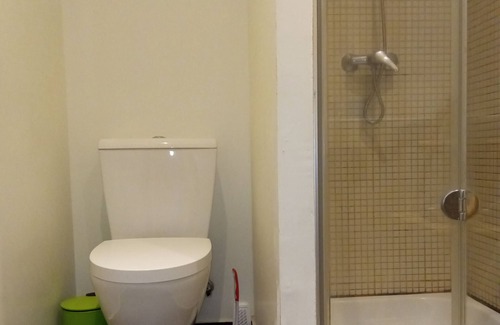 Encarnacao House | Happy @ Chiado