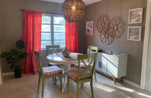 Lakeland House | Happy Days at Two Oaks Entire Home Minutes From Beautiful Lake Hollingsworth