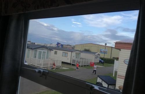 Filey Resort | Happy Days Caravan Primrose Valley