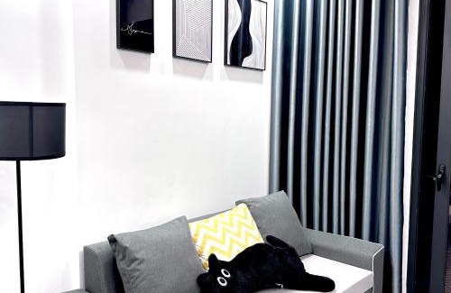 Le Chan Apartment | Happy House Toà nhà Hoàng Huy Commerce