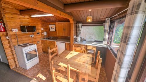Bronaber House | Happy Place LogCabin