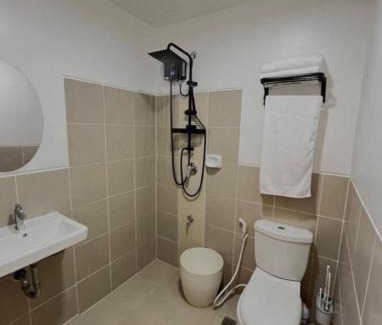 Las Pinas Apartment | Happy south