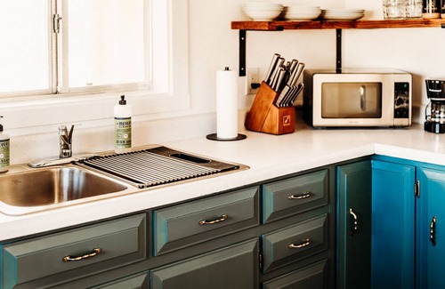 Tropic Bed & Breakfast | Happy Trails Bed and Breakfast