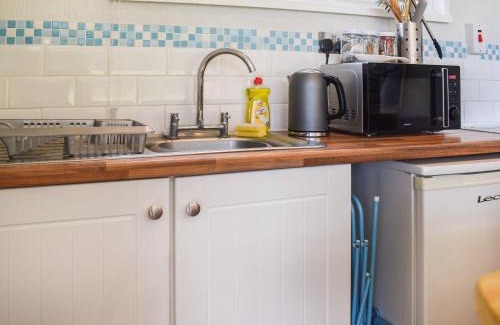 Cromer House | Happy Valley Chalet