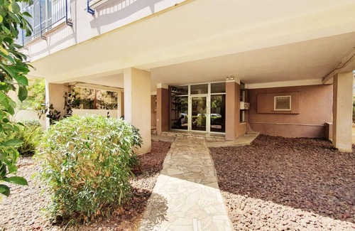 Kerem HaTeimanim Apartment | Harav Kook Lilas in Tel Aviv-yafo