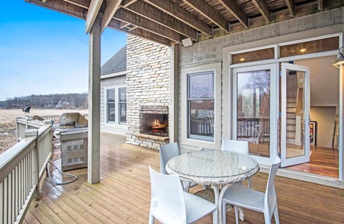 New Buffalo House | Harbor House
