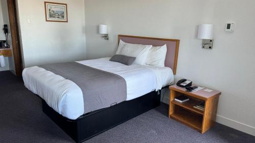 Brookings Hotel | Harbor Inn