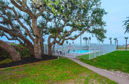Fulton Apartment | Harbor Lights Cottages #3