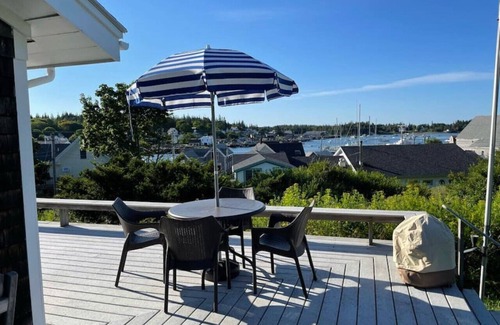 Vinalhaven House | Harbor Outlook with Water Views