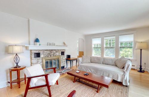 Boothbay Harbor House | Harbor View Retreat