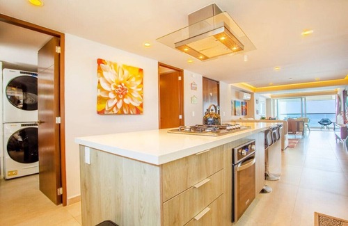 Las Glorias Apartment | Harbor11005 By Moikkarentals