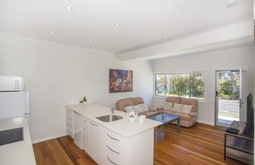 Ulladulla Apartment | Harbour Breeze - apartment in Ulladulla