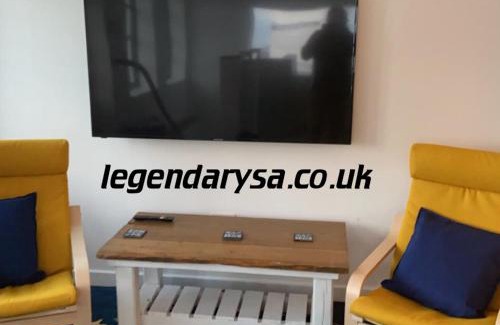 New Quay Apartment | Harbour Lights Apartment New Quay
