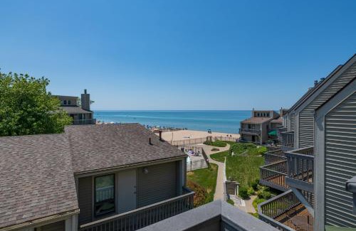 South Haven House | Harbours 10- Condo with community pool
