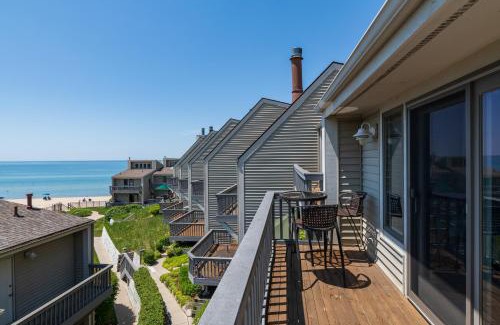 South Haven House | Harbours 10- Condo with community pool