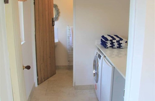 Halfway House Cottage | Hare Cottage with hot tub, sleeps 9, fishing and wild swimming