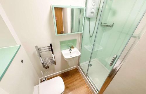 Bristol Floating Harbour Apartment | Harford House Studios 15 - Hopewell