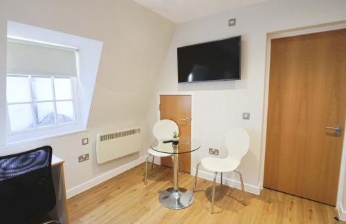 Bristol Floating Harbour Apartment | Harford House studios 22 - Hopewell