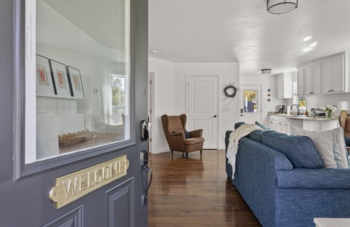 Franklin House | Hargrove House - Charming and Dreamy Retreat on 4 acres in Leiper's Fork