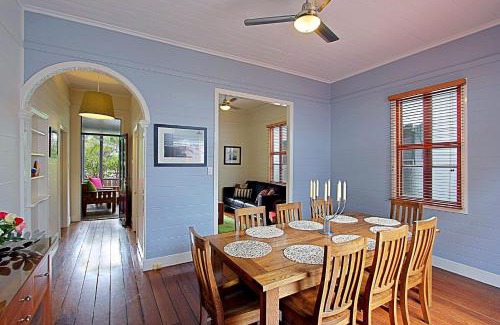 Byron Bay House | Harkaway - charming cottage in central Byron Bay