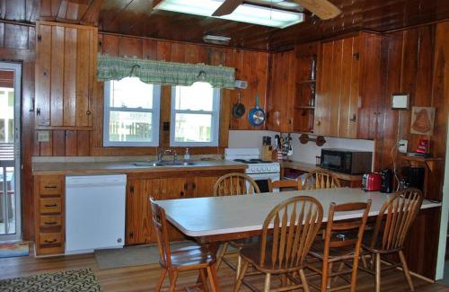 Holden Beach House | Harley's Better Half
