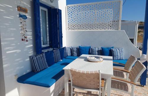 Kimolos House | Harmonia Beach House