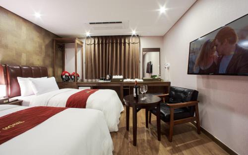 Gil-dong Hotel | Harmony Hotel