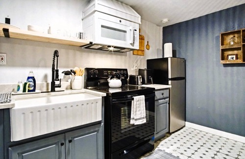 Central Oklahoma City House | Harmony Studio 5min-asian Dist Full Kitchen