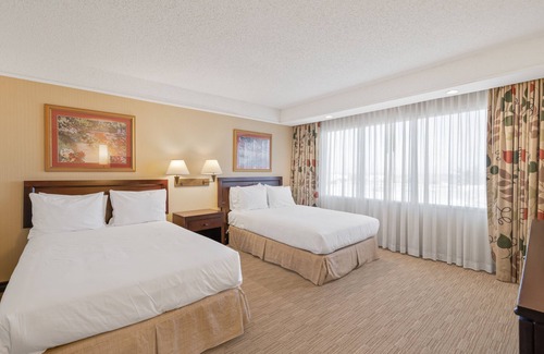 Secaucus Hotel | Harmony Suites