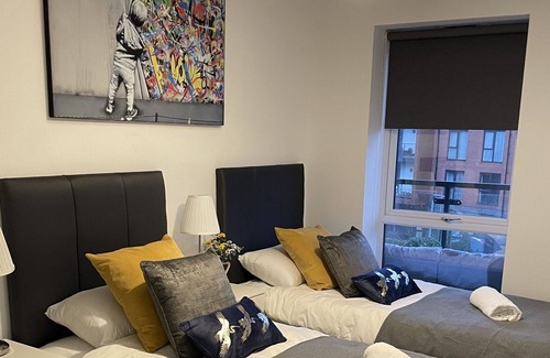 Harold Wood Apartment | Harold Wood Haven Next to Station Small Dogs OK