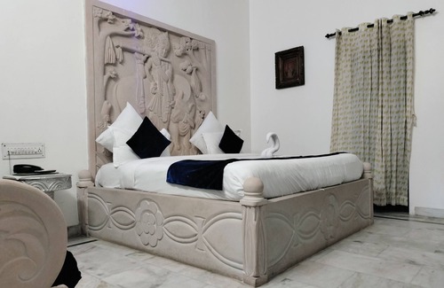 Vaishali Nagar Hotel | Harpalsar Haveli Jaipur