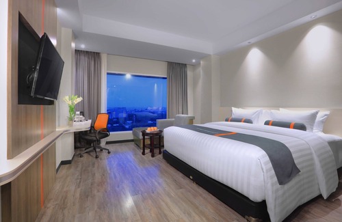 Medan Hotel | Harper Wahid hasyim Medan by ASTON