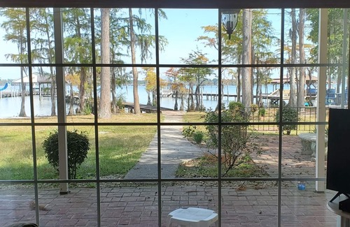 White Lake House | Harris House