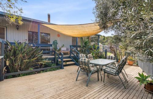 St Leonards House | Harvey Rd Beach House