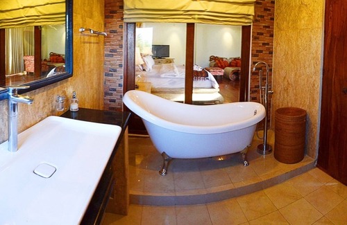 Bukit Hotel | Hastinapura Residence
