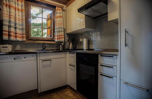 Laax Apartment | Haus 1 - 4.5 Zimmer Haus in ruhiger Wohngegend mit Garten