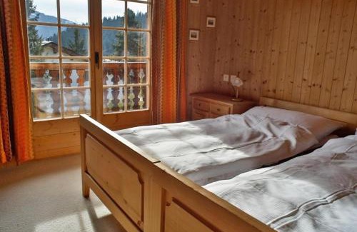 Laax Apartment | Haus 1 - 4.5 Zimmer Haus in ruhiger Wohngegend mit Garten