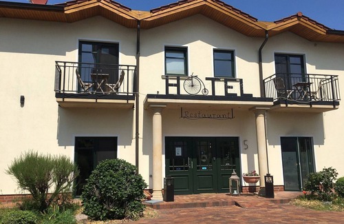 Karlshagen House | Haus Anna double room 33 with balcony - Usedom Bike - Hotel Max & Anna