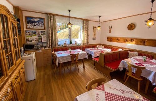 Groebming Bed & Breakfast | Haus Bodenwinkler