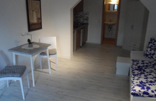 Sommerau Apartment | Haus Elbert Eschau