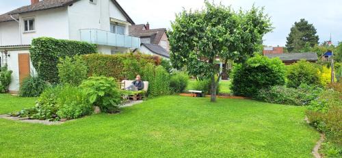 Ruesselsheim Apartment | Haus Gartenblick