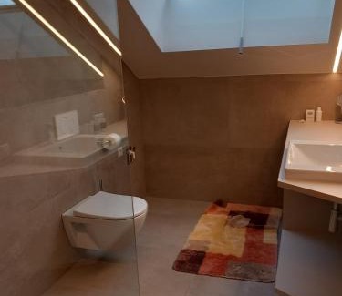 Unterrain/Riva di Sotto Bed & Breakfast | Haus Stolz